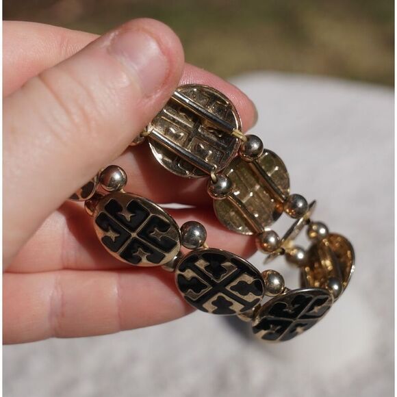 Inspired Logo Silver Black Stretch Bracelet - Picture 5 of 6